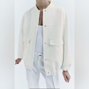 ZARA Off White Long line  Bomber Jacket with patch pockets size XL .